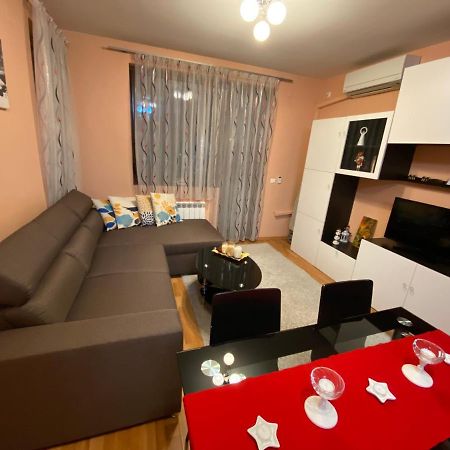 Mia'S Apartment, Stylish One Bedroom Suite Sofia Eksteriør bilde